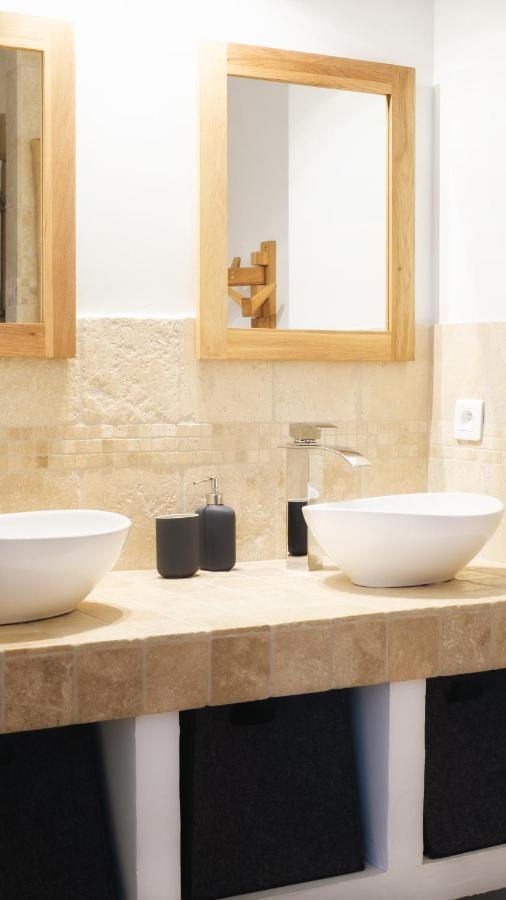 L'Ostal - Bed & Breakfast - Chambres Et Suites De 25 A 40M2 - Spa Saint-Hilaire-d'Ozilhan Екстер'єр фото